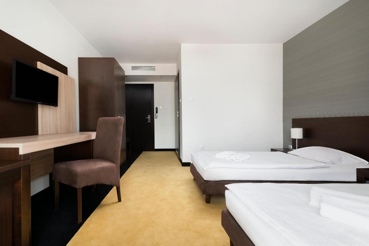 Hotel & Spa Polesie Bialka Ngoại thất bức ảnh
